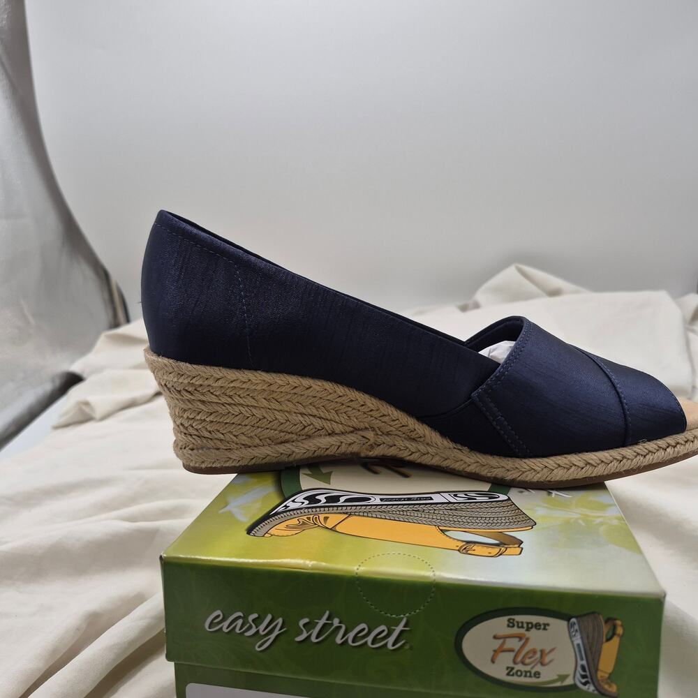 NEW Easy Street Jasper Navy Thai Silk Open Peep Toe Espadrille Wedge Sanda sz 9